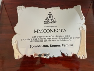 CDE Alaró Deportiva nos otorga una placa en agradecimiento a nuestra labor